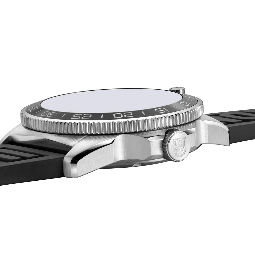 Luminox Pacific Diver Automatic, Midnight Mariner Dive Watch, 42mm XS.3101.H view 6